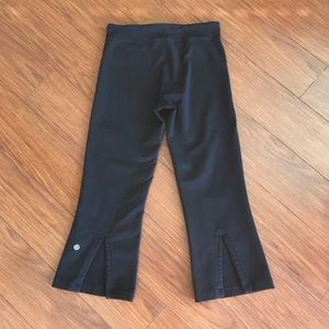 Lululemon Athletica Gather & Crow Black Crop Leggings Size 4